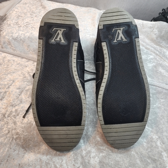 Louis Vuitton black leather high tops LV Size 8, US size 9. Authentic LV! - Picture 7 of 9